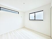 2号棟  ■窓の配置や通気性の良い設計で部屋の空気がこもらず、常に新鮮な空気が流れます