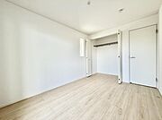 2号棟  ■読書や趣味リモートワークなどさまざまな用途に対応できる柔軟さがあります