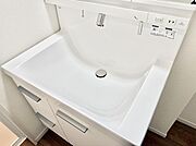 ■手洗いや顔を洗う時も快適に使える便利なシャワー