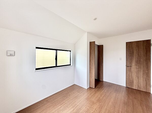 寝室を拡大表示
