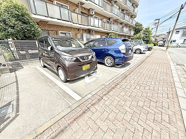 駐車場を拡大表示