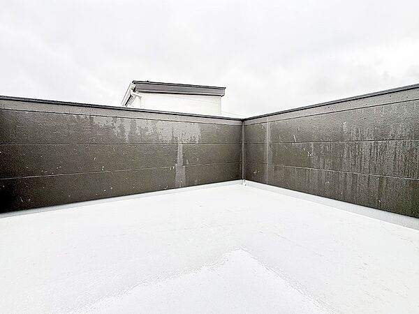 バルコニーを拡大表示