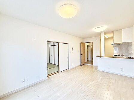 ■心落ち着く場所、ゆったり過ごせるリビング