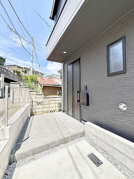 玄関を拡大表示