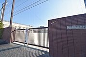 福岡市立南当仁小学校 527m