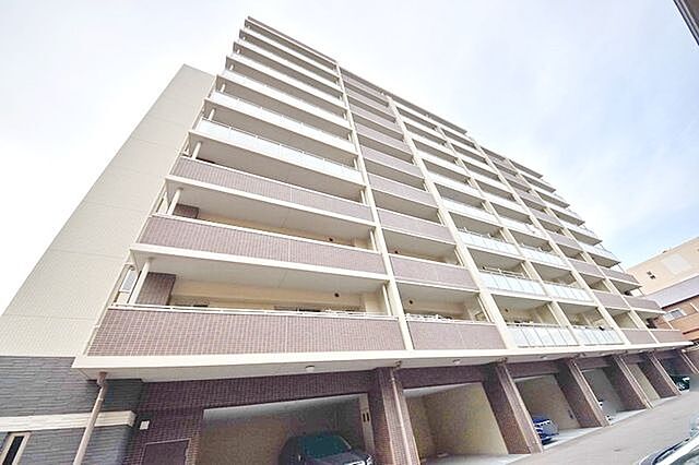 2 / 10