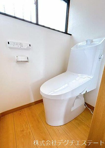 トイレを拡大表示