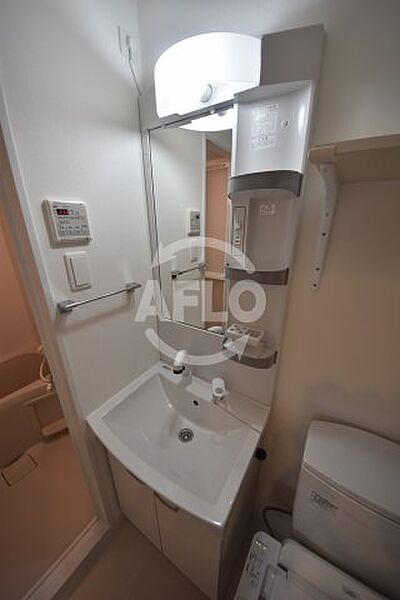 画像9:エグゼ大阪ドーム　独立洗面台