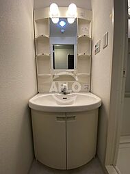 レジディア京町堀　独立洗面台