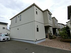 グリーンルーフ2 102 ｜ 大阪府岸和田市磯上町4丁目21-32（賃貸アパート2LDK・1階・42.10㎡） その1