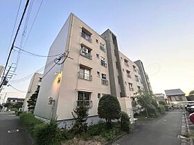 京都府京都市伏見区深草正覚町（賃貸マンション2LDK・1階・51.56㎡） その1