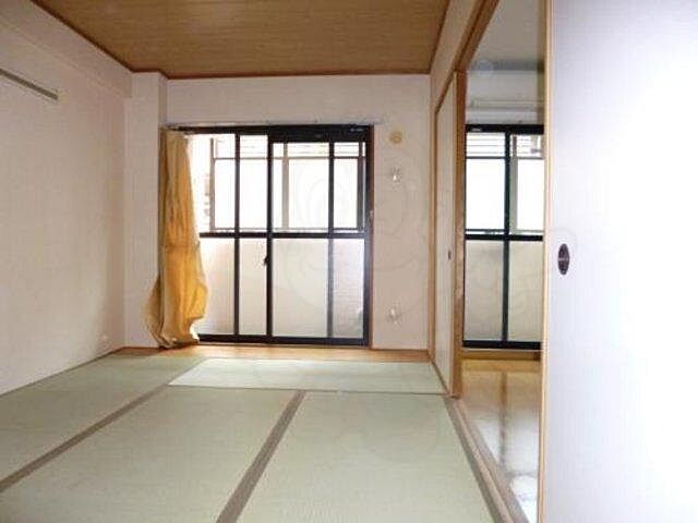 寝室