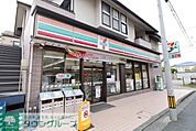 セブン-イレブン 三ツ池店 徒歩8分。 640m