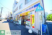 ローソンLTF横濱中央市場店 徒歩1分。コンビニ 50m