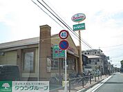 サイゼリヤ川崎東古市場店 徒歩2分。 90m