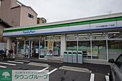 ファミリーマートさいたま櫛引町一丁目店 徒歩10分。コンビニ 760m