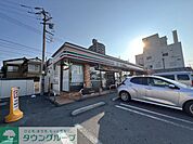 セブンイレブン桶川東1丁目店 徒歩17分。 1330m