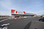 ドラッグストアセキ北下新井店 徒歩83分。 6580m