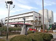 さいたま市中央区役所 666m
