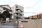 さいたま市立島小学校 徒歩101分。 8060m