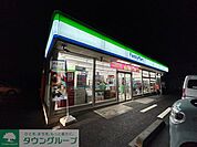 ファミリーマート白岡上野田店 徒歩19分。 1520m