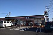 セブンイレブン桶川末広3丁目店 831m