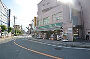 ドラッグセイムス土呂駅前薬局 222m