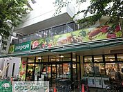 いなげや新宿小滝橋店 徒歩2分。スーパー 160m