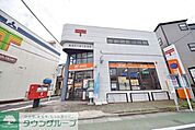 練馬西大泉三郵便局 徒歩5分。郵便局 330m
