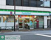ファミリーマート四谷四丁目店 徒歩8分。 630m