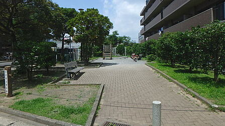 二子町3号公園140m徒歩2分