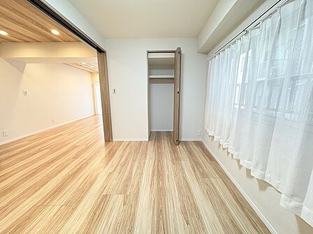 4.8帖洋室 クローゼット