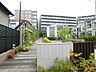 外観：敷地内公園入口