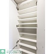 シューズボックス