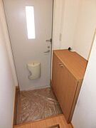 玄関下駄箱あり
