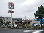 セブンイレブン 290m