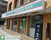 ローソンストア100浦安北栄店 徒歩4分。コンビニ 260m