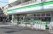 ファミリーマート市川湊新田二丁目店 559m