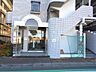 エントランス：マンションエントランス