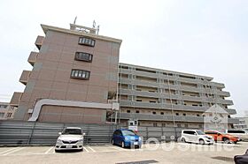 徳島県徳島市中常三島3丁目（賃貸マンション3LDK・6階・71.40㎡） その1