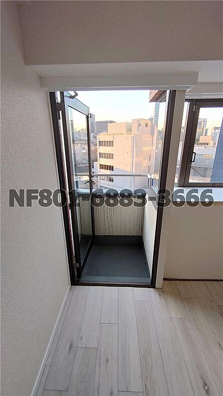 室内写真は同建物内別室の物です