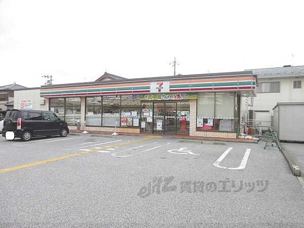 画像23:セブンイレブン　彦根平田小学校前店まで650メートル