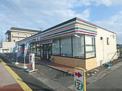 セブンイレブン　守山市民ホール前店まで950メートル