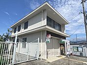 彦根岡町郵便局まで550メートル