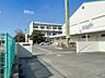周辺：小坂井東小学校（410m）