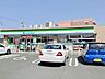 周辺：ファミリーマート豊川四ツ谷町店（650m）