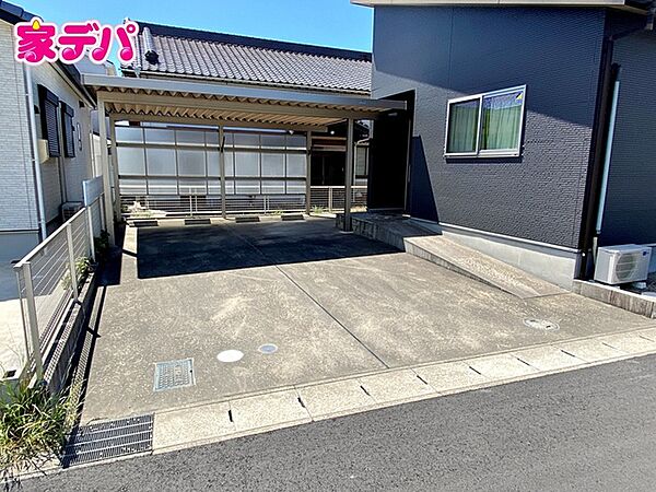 駐車場を拡大表示