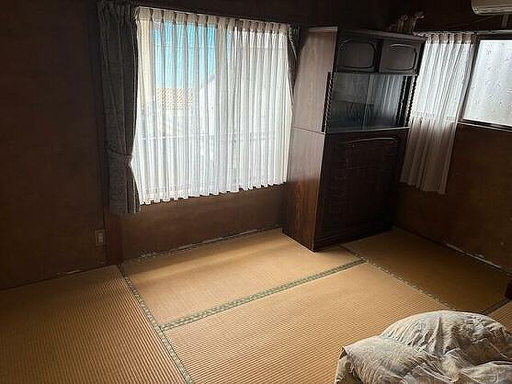 Image 79