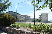 金屋中学校（2430m）