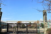 平尾小学校（850m）
